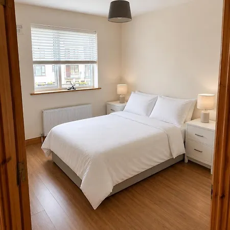 Apartamento Peaceful Garden Retreat 3bhk Town Mullingar